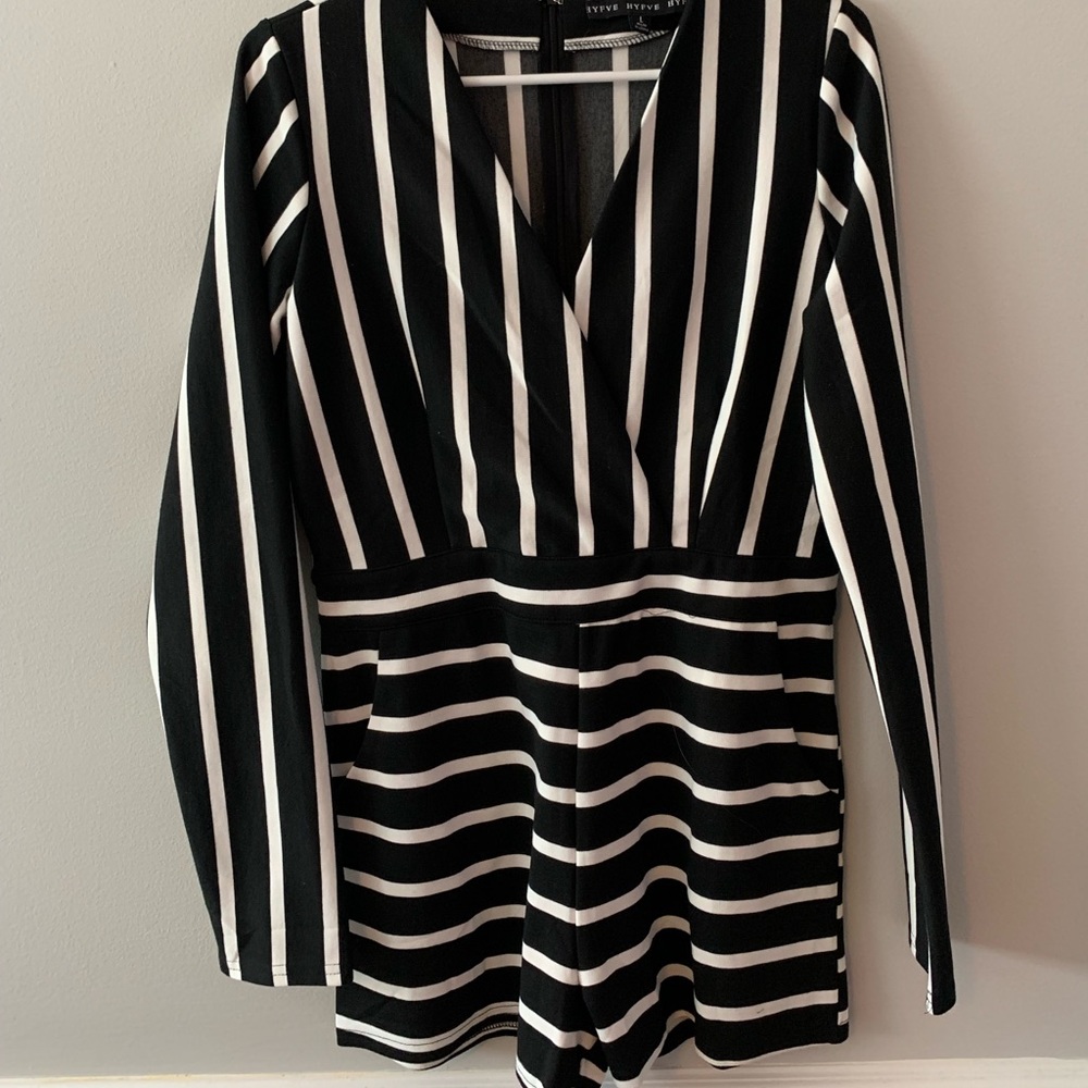 LULU’s Striped, Long Sleeve Romper